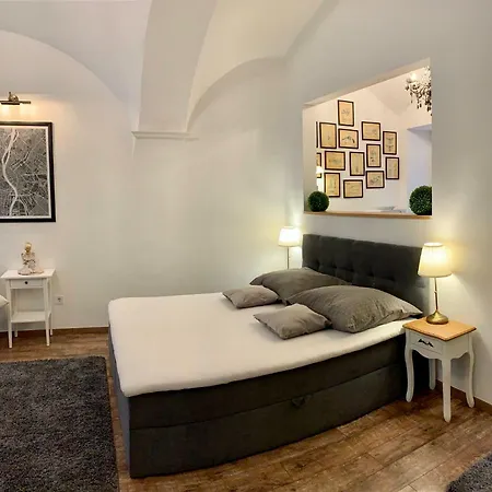 Holiday home Frank Apartman Deluxe *