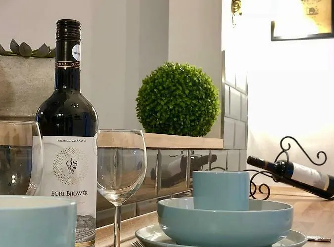 Frank Deluxe Nyaraló Eger